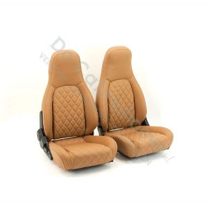 MX5 Set geruite lederen stoelen (tan) gemonteerd op stoel