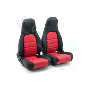 MX5 Set lederen stoelen (zwart-rood met zwart stiksel) gemonteerd op stoel