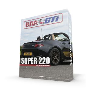 Verpakking van het BBR Super 220-pakket voor de Mazda MX-5 ND, inclusief hoogwaardige performance-onderdelen en tuningcomponenten.